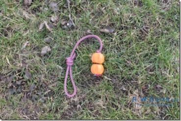 a Vollgummiball mit 2 Bällen